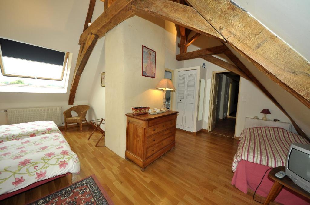 Grange Du Plessis Bed & Breakfast Segre Exterior photo